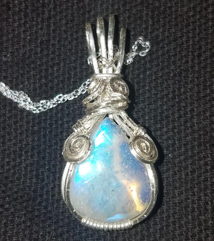 Mother's Tear (Sterling Silver/Rainbow Moonstone, 2022)